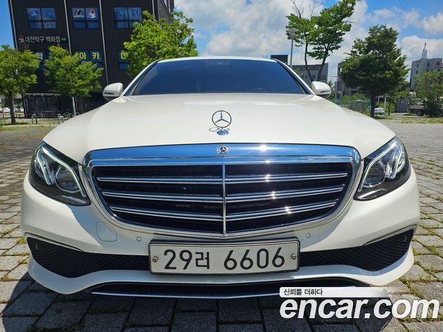 Mercedes-Benz E-Class из Кореи Encar