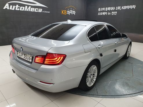 BMW 5-Series 520d xDrive — пробег 121 057 км — фото 2 из 5