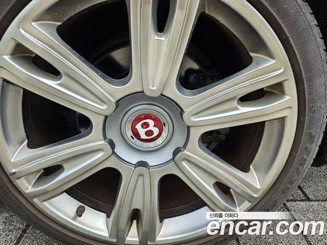 Bentley Flying Spur из Кореи Encar