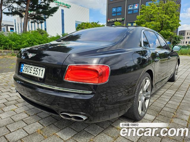 Bentley Flying Spur из Кореи Encar