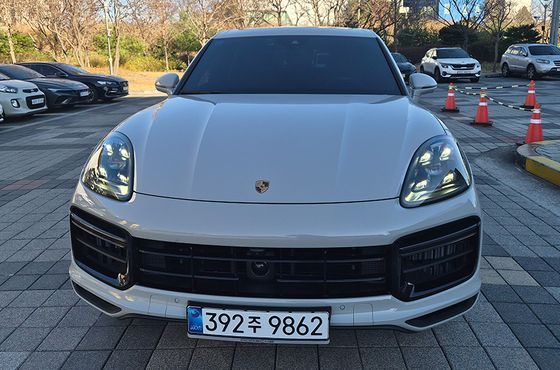 Porsche Cayenne 4.0 Turbo — пробег 9 700 км — фото 1 из 5