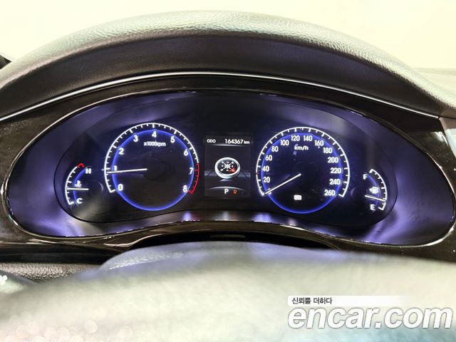 Hyundai Genesis из Кореи Encar