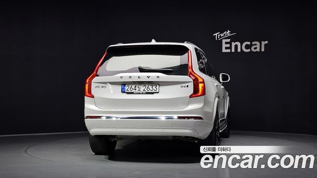 Volvo XC90 B6 Ultimate Bright — пробег 12 019 км — фото 4 из 5