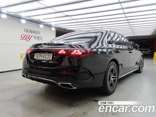 Mercedes-Benz E-Class из Кореи Encar