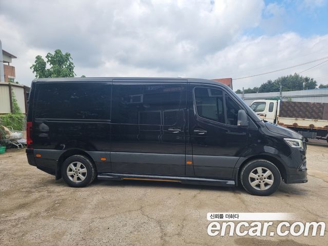 Mercedes-Benz Sprinter 3.0 Diesel W907 — пробег 26 328 км — фото 4 из 5