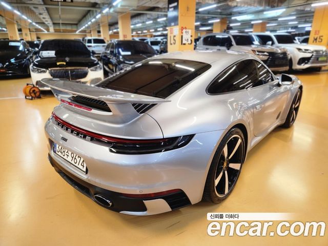 Porsche 911 Carrera 4S — пробег 10 000 км — фото 2 из 5