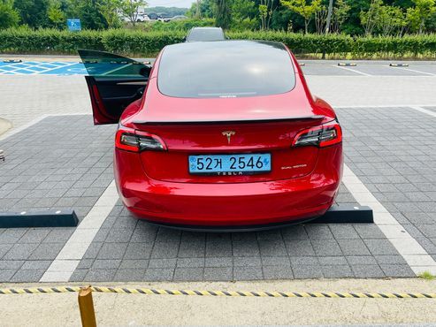 Tesla Model 3 Long Range AWD — пробег 4 600 км — фото 4 из 5