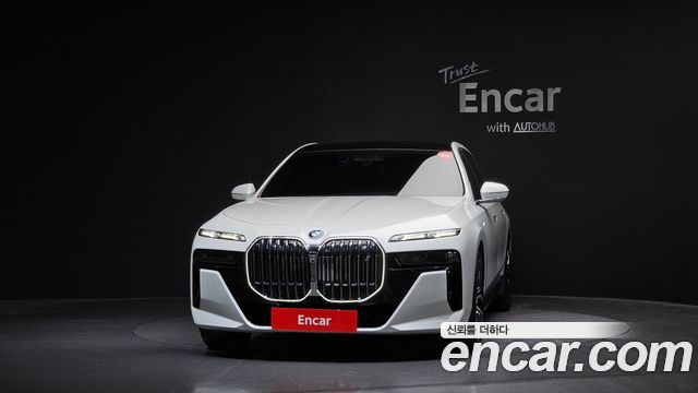 BMW i7 из Кореи Encar