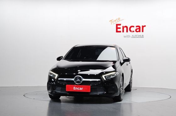 Mercedes-Benz A-Class A220 Sedan — пробег 52 546 км — фото 3 из 5