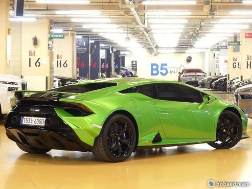 Lamborghini Huracan LP640-2 Tecnica — пробег 5 234 км — фото 3 из 5