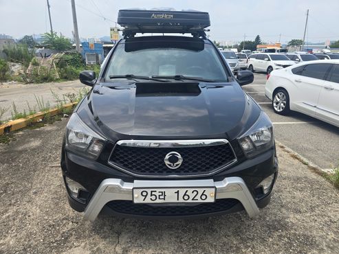Ssangyong KORANDO Adventure 60th Edition 4WD — пробег 147 149 км — фото 3 из 5