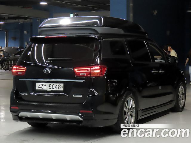 Kia Carnival из Кореи Encar
