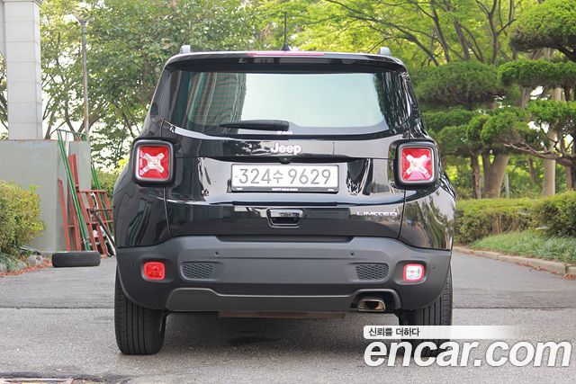 Jeep Renegade 2.4 Limited — пробег 86 433 км — фото 4 из 5