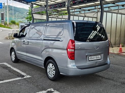 Hyundai Starex 3-Seater VAN Modern — пробег 209 000 км — фото 5 из 5