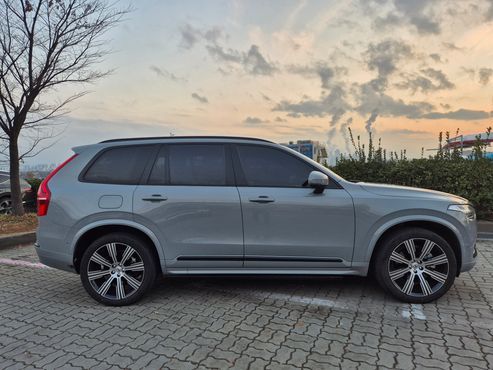 Volvo XC90 B6 Ultimate Bright — пробег 15 500 км — фото 4 из 5