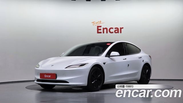Tesla Model 3 RWD — пробег 54 067 км — фото 1 из 5
