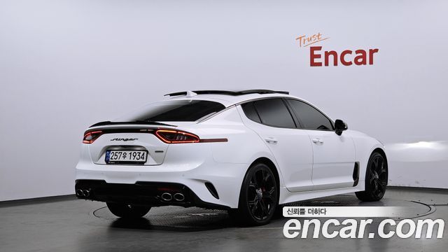 Kia Stinger из Кореи Encar