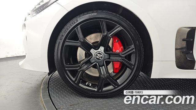 Kia Stinger из Кореи Encar