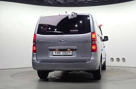 Hyundai Starex 5-Seater VAN Modern — пробег 141 469 км — фото 4 из 5