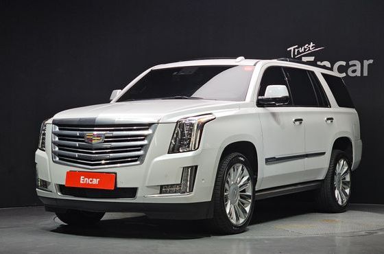 Cadillac Escalade 6.2 4th — пробег 60 951 км — фото 1 из 5