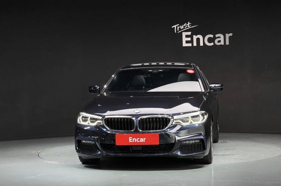 BMW 5-Series 520i M Sport — пробег 86 847 км — фото 3 из 5