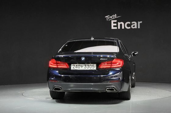 BMW 5-Series 520i M Sport — пробег 86 847 км — фото 4 из 5