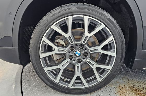 BMW X1 xDrive 20i xLine — пробег 70 734 км — фото 5 из 5