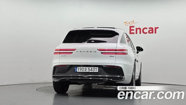 Genesis GV70 из Кореи Encar