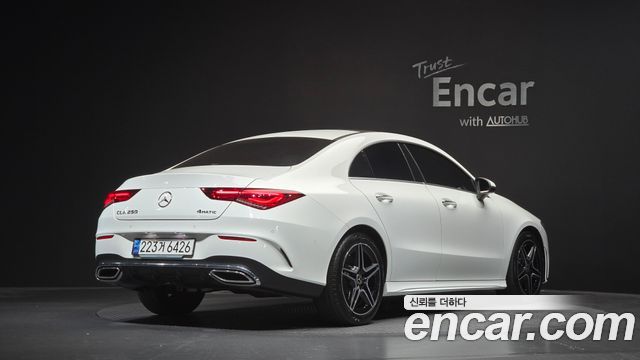 Mercedes-Benz CLA-Class CLA250 4MATIC — пробег 12 577 км — фото 2 из 5