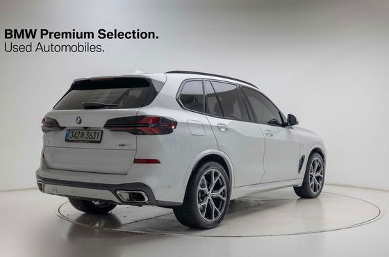 BMW X5 xDrive 40i M Sport — пробег 4 474 км — фото 2 из 5