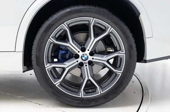 BMW X5 xDrive 40i M Sport — пробег 4 474 км — фото 5 из 5