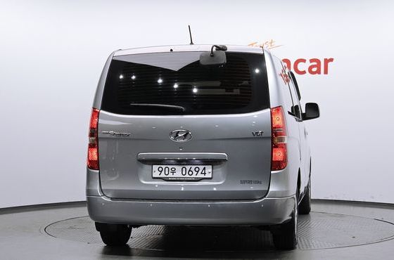 Hyundai Starex 5-Seater VAN Smart — пробег 192 051 км — фото 4 из 5