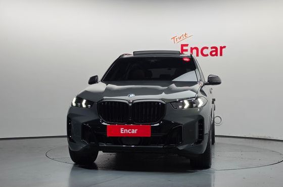 BMW X5 xDrive 40i M Sport Pro — пробег 5 175 км — фото 3 из 5