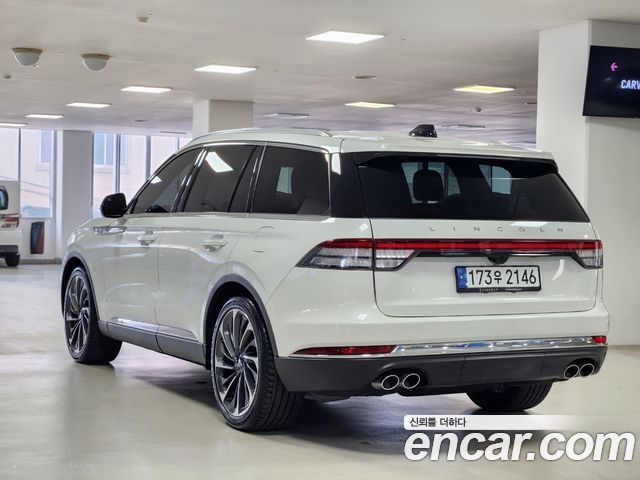 Lincoln Aviator 3.0 Reserve  AWD — пробег 18 503 км — фото 2 из 5