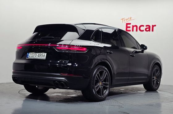 Porsche Cayenne 3.0 PLATINUM EDITION — пробег 78 245 км — фото 2 из 5
