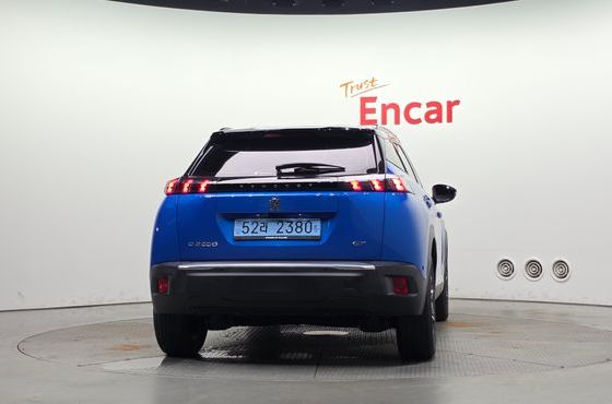 Peugeot 2008 EV GT — пробег 29 389 км — фото 4 из 5