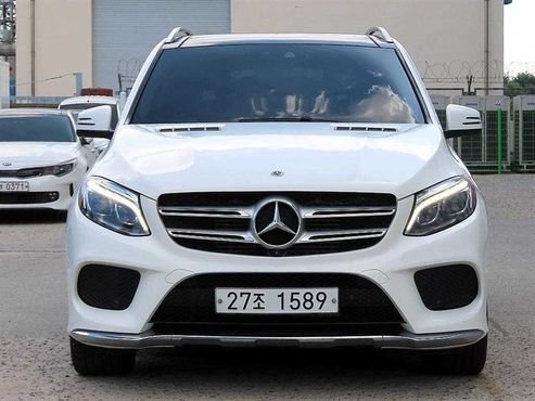 Mercedes-Benz GLE-Class GLE350 d 4MATIC Premium — пробег 113 825 км — фото 3 из 5