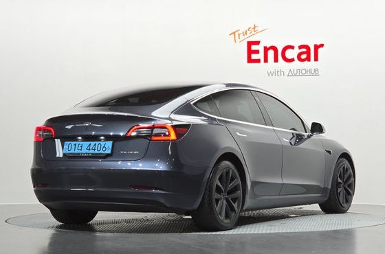 Tesla Model 3 Long Range AWD — пробег 89 230 км — фото 2 из 5