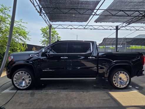 GMC Sierra Denali-X — пробег 20 000 км — фото 4 из 5
