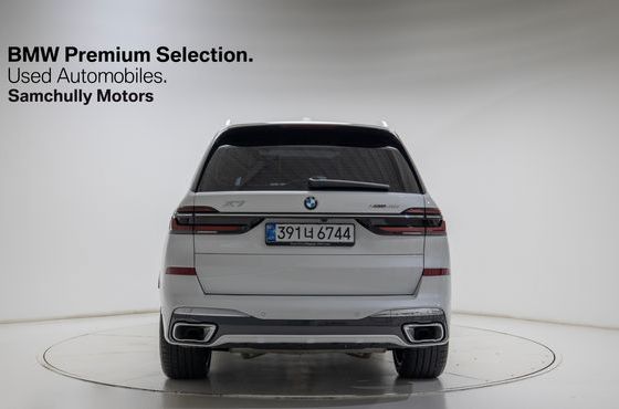 BMW X7 xDrive 40i M Sport 6STR — пробег 4 450 км — фото 4 из 5