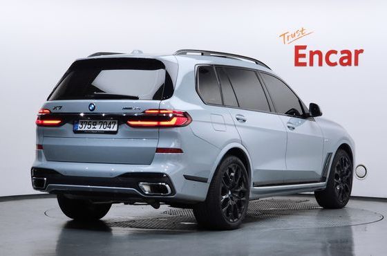 BMW X7 xDrive 40i M Sport 6STR — пробег 11 608 км — фото 2 из 5