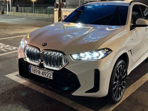 BMW X6 xDrive40i M Sport — пробег 9 100 км — фото 1 из 5