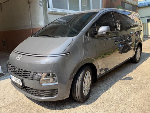 Hyundai Staria HEV 1.6T Cargo 2-Seater Modern — пробег 726 км — фото 3 из 5