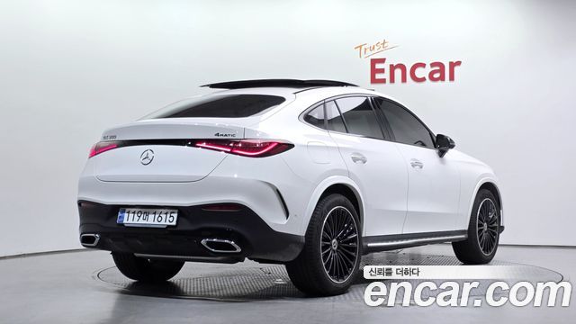 Mercedes-Benz GLC-Class GLC300 4MATIC Coupe — пробег 5 939 км — фото 2 из 5