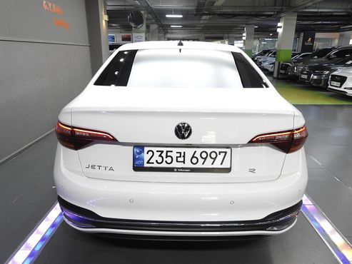 Volkswagen Jetta 1.5 TSI Prestige — пробег 23 611 км — фото 4 из 5