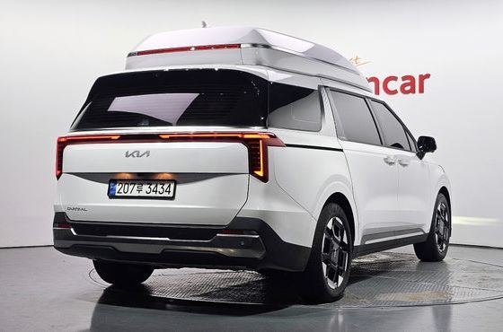 Kia Carnival Gasoline 9-Seater Hi Limousine Signature — пробег 25 899 км — фото 2 из 5