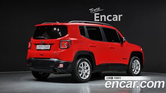 Jeep Renegade 2.4 Limited — пробег 64 733 км — фото 2 из 5