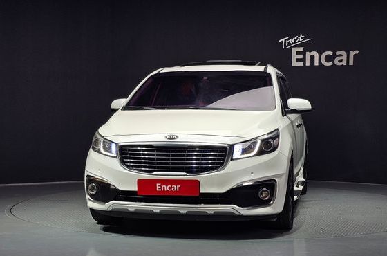 Kia Carnival 9-seater Prestige — пробег 370 676 км — фото 3 из 5