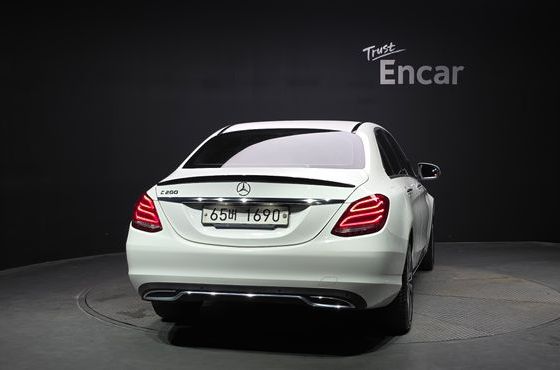 Mercedes-Benz C-Class C200 Avantgarde — пробег 120 699 км — фото 4 из 5