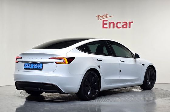 Tesla Model 3 RWD — пробег 54 160 км — фото 2 из 5